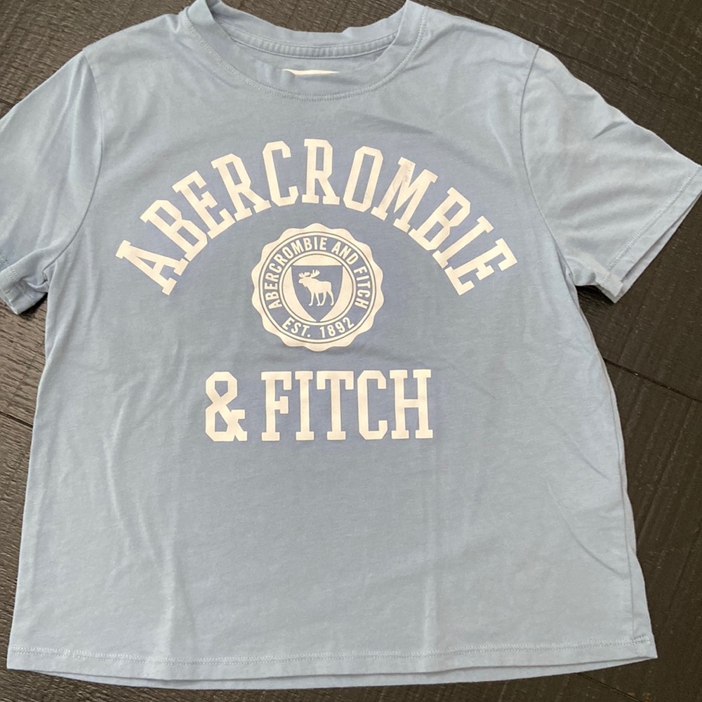 Abercrombie tee girls size 9/10